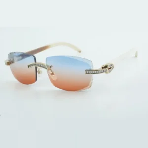 Rectangular diamond sunglasses with natural white buffalo horn legs and 58mm lenses suitable for both men and women